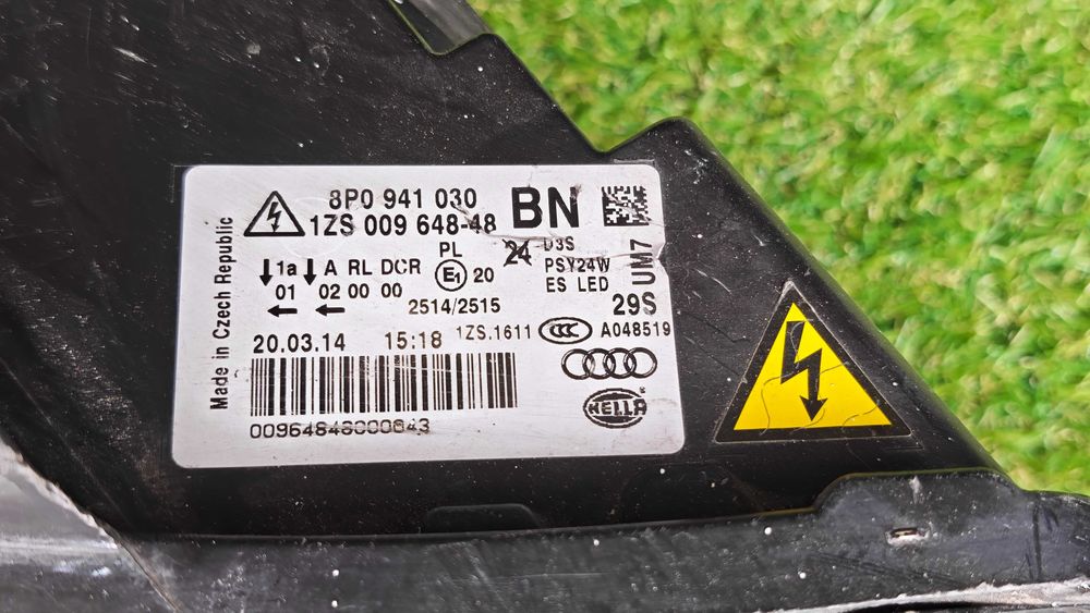 Фар за Audi A3 8p Bi Xenon / Ауди А3 8п Би Ксенон