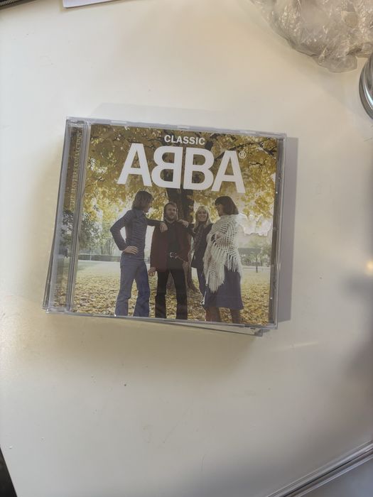 ABBA дискове неизползвани