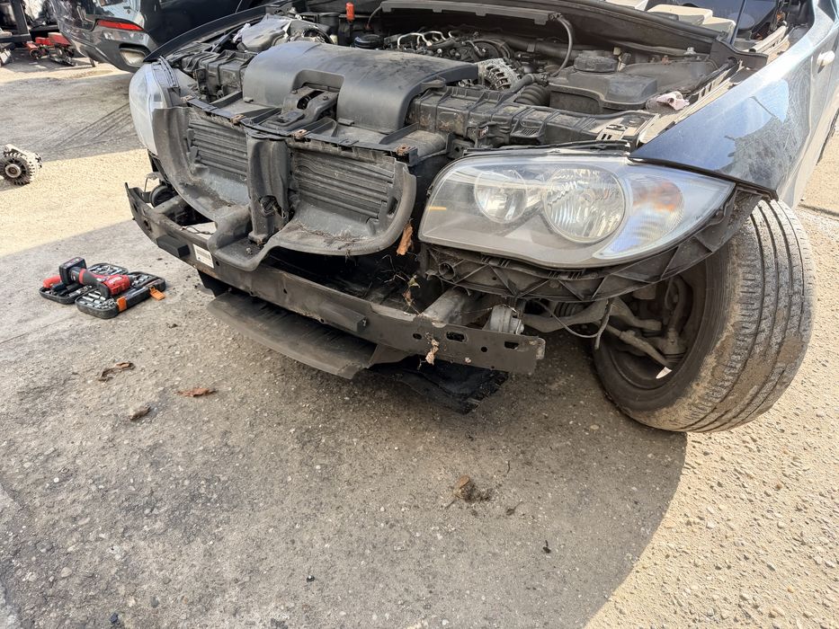 Far faruri  bmw e87 e81 suport far bmw e87 e81