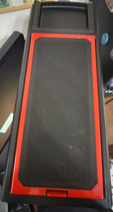 PC I7 cu placa video  GTX 560TI, memorii Corsair 2x8gb, bonus monitor