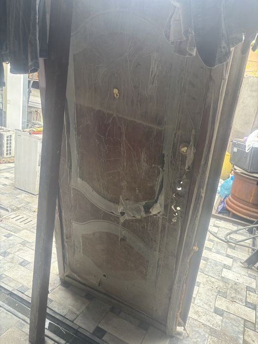 Срочно продам китайские двери