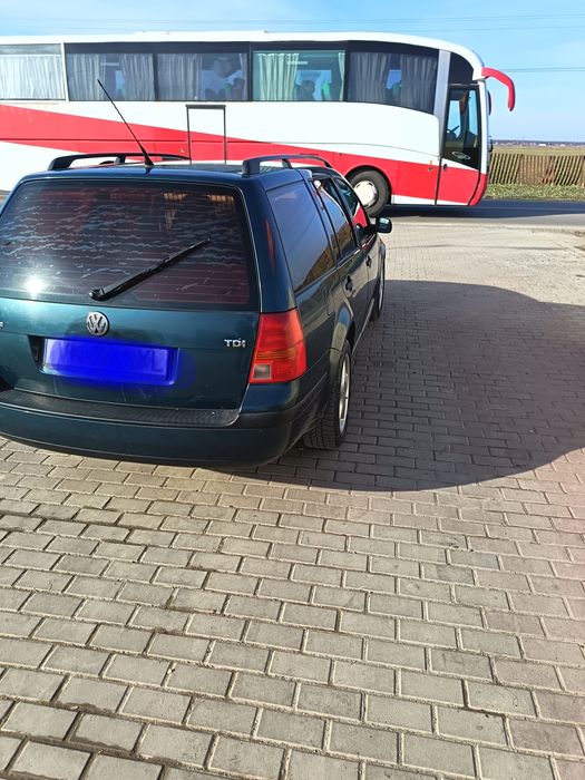 Vând Golf IV in stare perfecta de funcționare