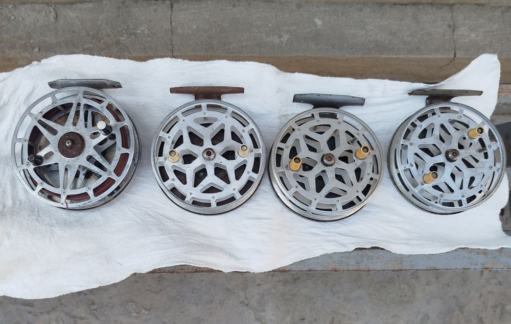 Продам катушки Легенда