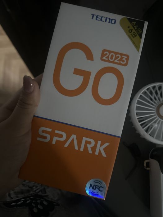 продаю телефон tecno spark go 2023