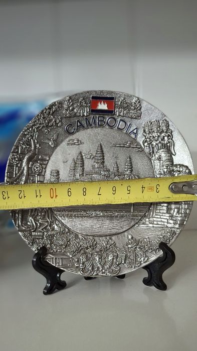 Сувенирные Тарелки,Часы,Сувениры