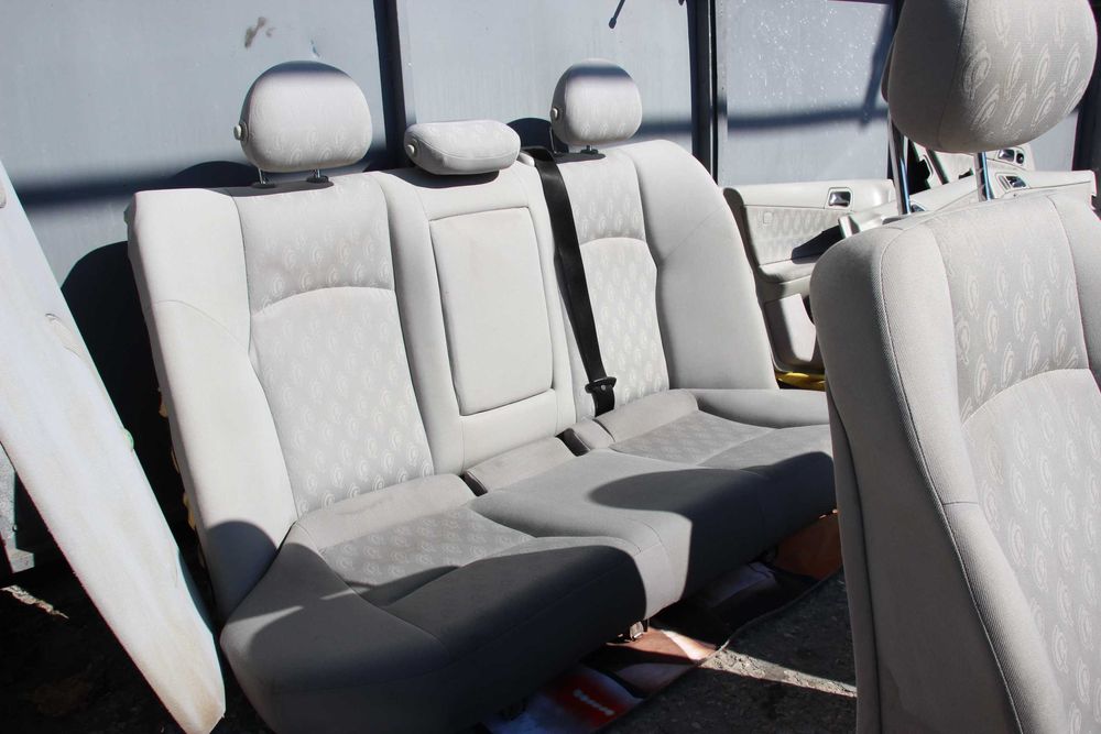 Салон за Мерцедес Бенц С 200 - 2001 г. Mercedes Benz