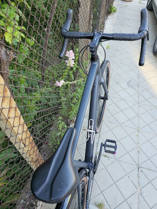 2026 Като нов Cube Nuroad Pro Gravel XL рамка 1х11 Shimano Cues на проходни оси Хидравлични дискови