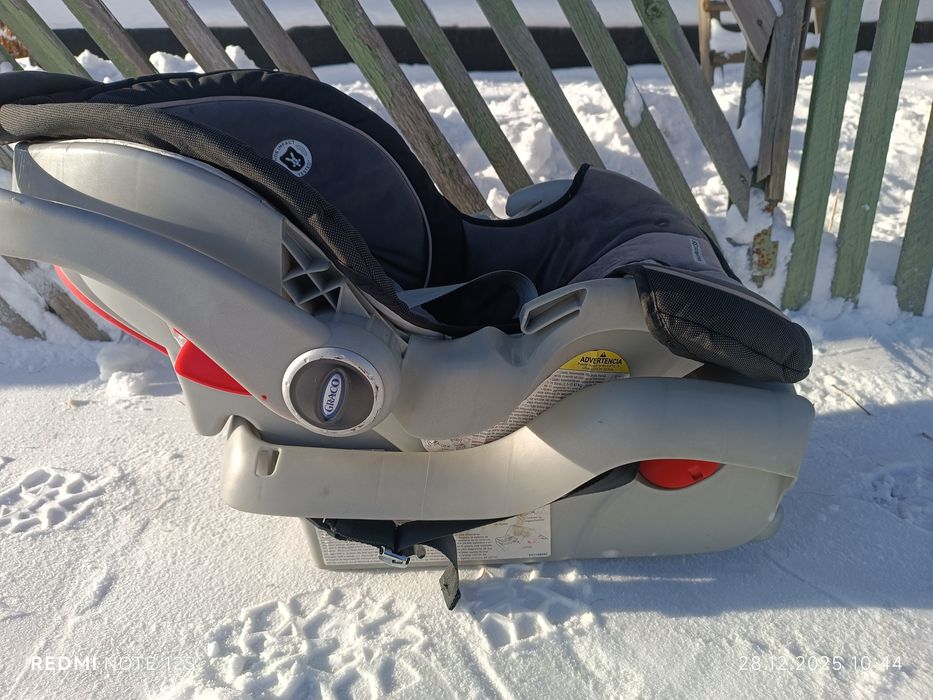 Продаю автокресло 0+ 1.5 года