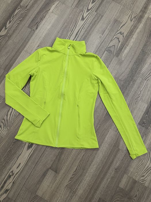 Спортивная кофта