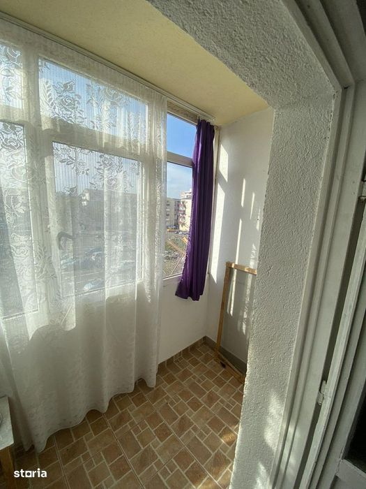 Apartament 4 camere , M16 , decomandat , etaj 3/4 , Bd. Muncii — fotografia 3