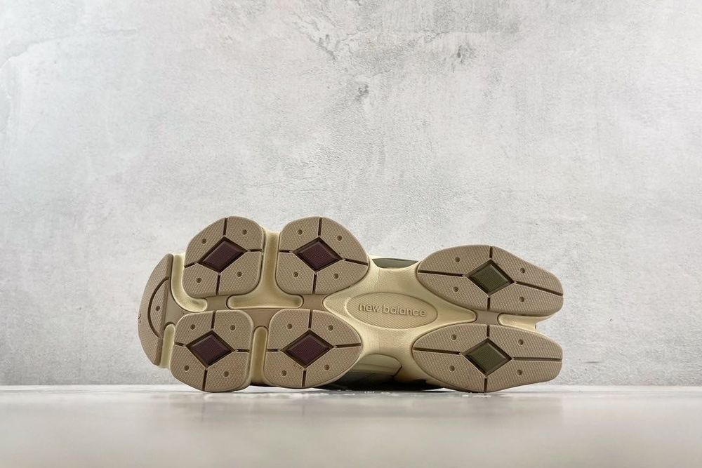 New Balance 9060 Grey Matter Timberwolf - 40 EU