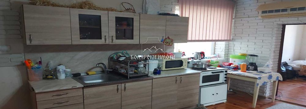Продава се Етаж от къща в Велико Търново, Център - 134 кв.м за 1195 €/кв.м - Снимка #2