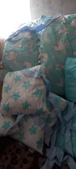 Бортики для детских кроваток