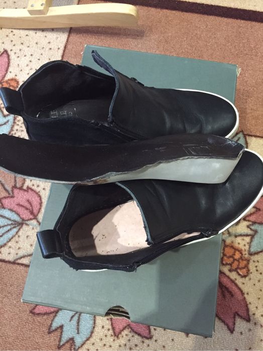 Дамски обувки Lowa и PIELLE MILANO