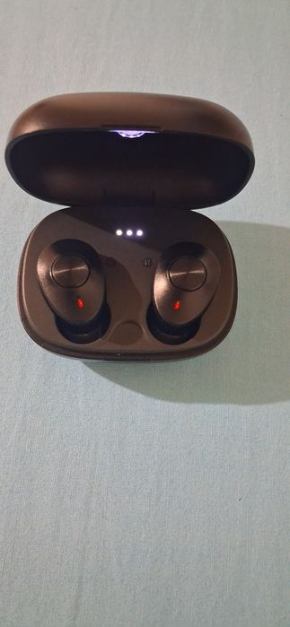 Vând căști hama wireless