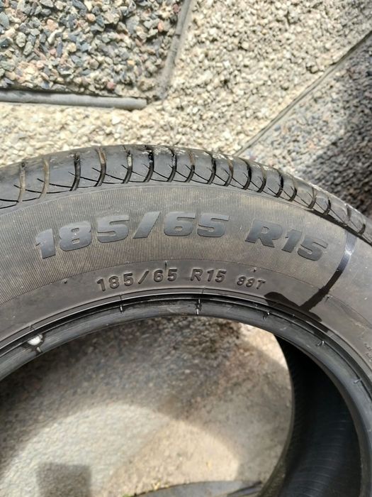Продам  автошины    185.65.R15