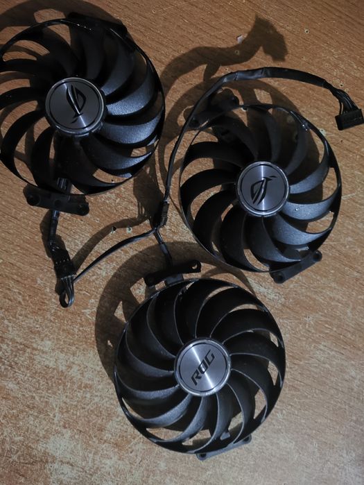 продам вентиляторы от видеокарты asus rog strix