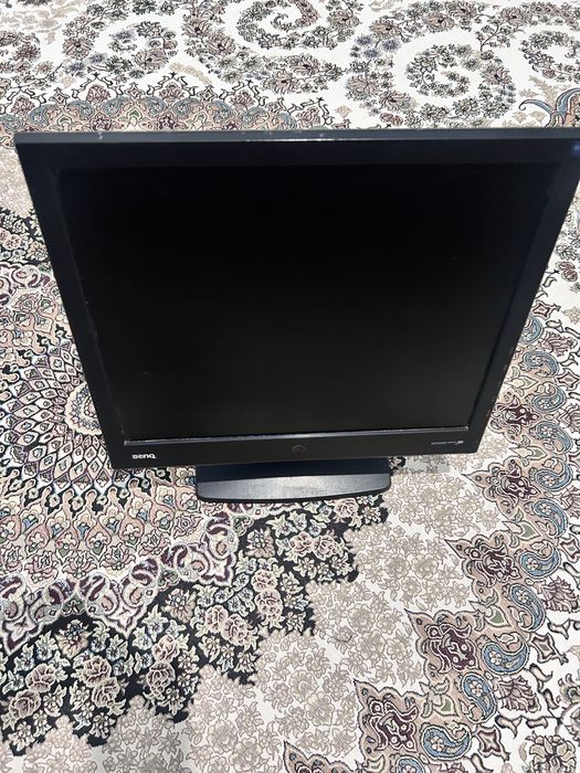 Мониторлар Samung and Benq