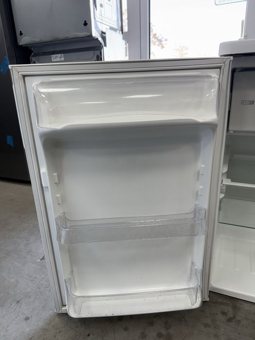 Хладилник с фризер electrolux