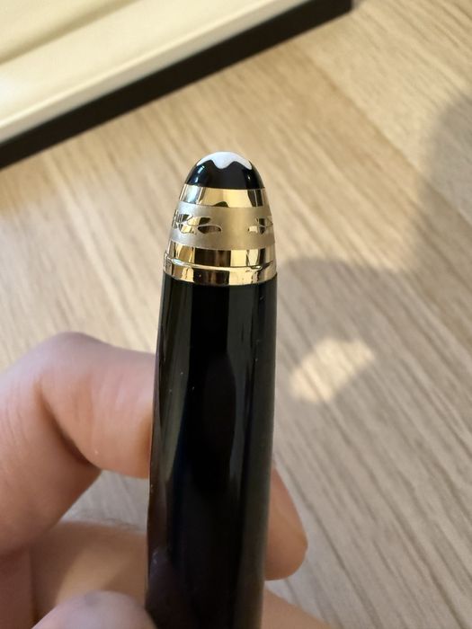 Stilou Montblanc Maisterstück 4810 penita de aur 14k