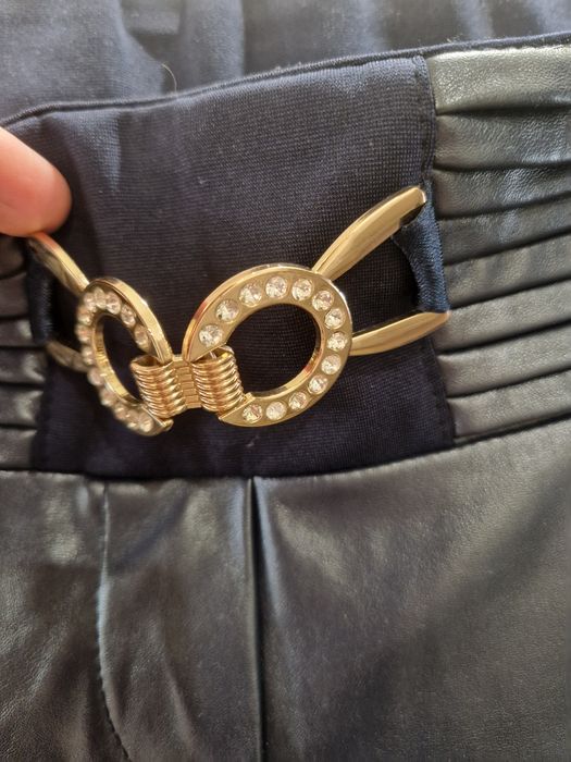 Lucy Fashion Елегантен панталон размер S (от еко кожа и плат)