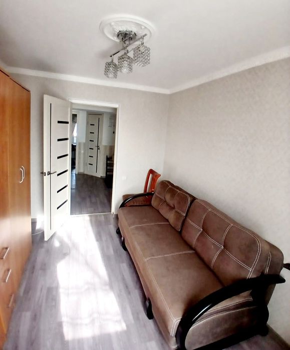 продам 3-х ком. центр 3-этаж