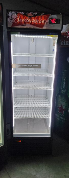 Vitrina frigorifica simplă