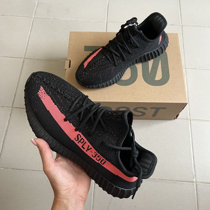 Adidas Yeezy Boost 350 V2 Core Red - 42/43