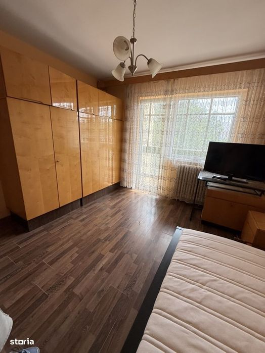 Vând apartament 3 camere, 74 mp + 2 balcoane, Mănăștur, etaj 6