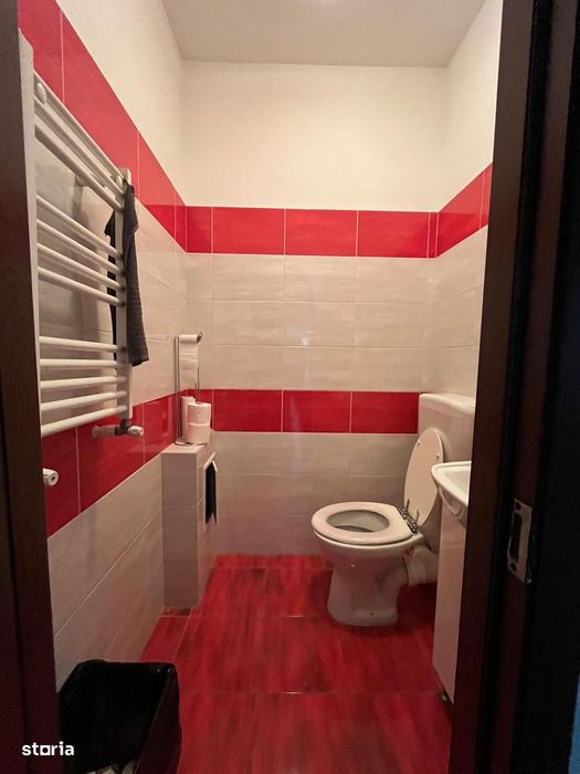 Apartament 4 camere superb se poatea face spatiu comercial Metalurgiei