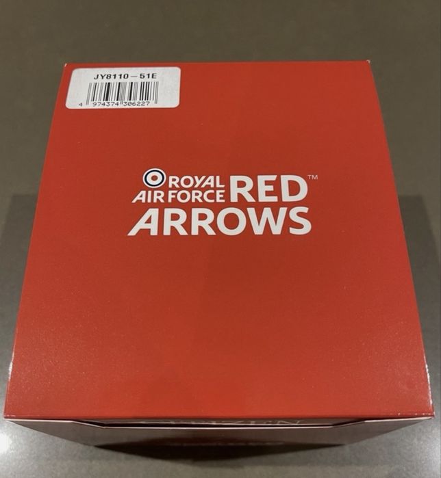 Ceas RED ARROWS Citizen Titanium.Solar Eco Drive. Nou.