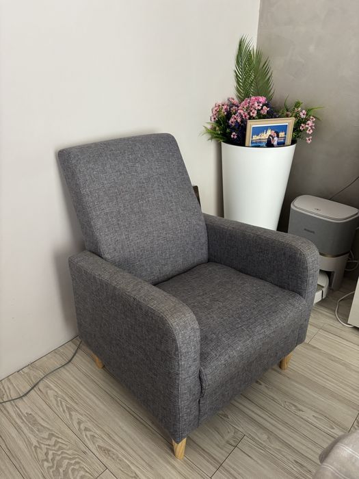 Продавам комплект диван + 2бр фотьойла