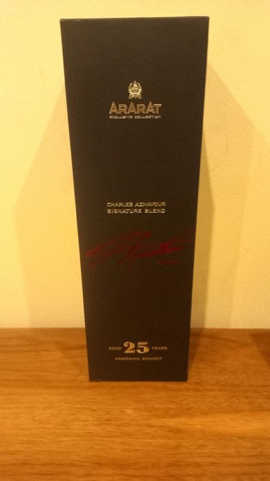 Бутилки Хенеси и други