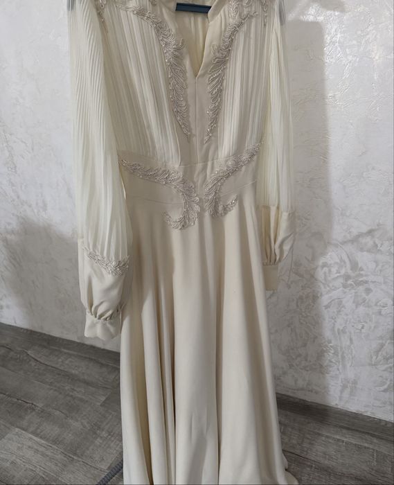 Вечернее платье