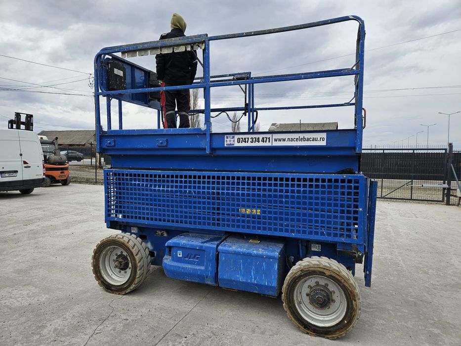 Nacela tip foarfeca Jlg de 14m