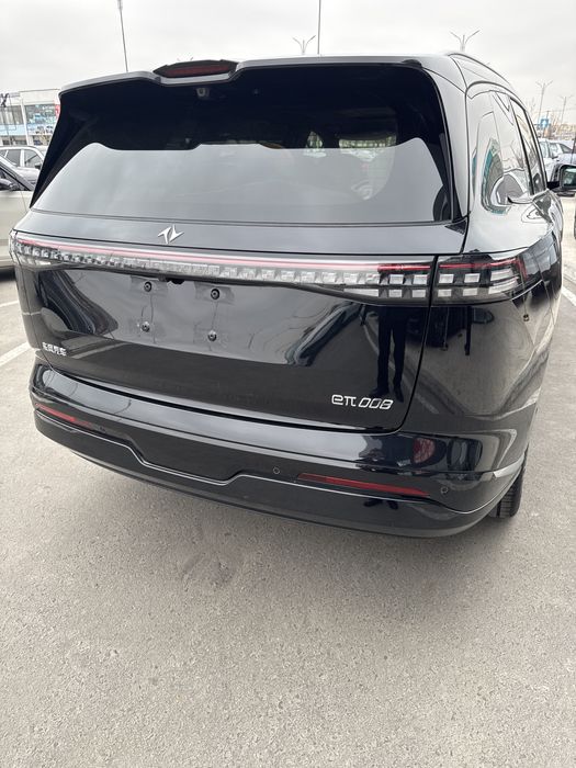 Dongfeng 008 gibrid 2026 restayling