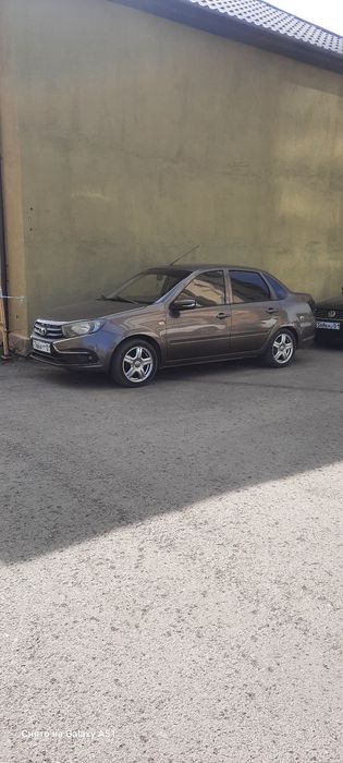 Продам автомобиль ваз 2190