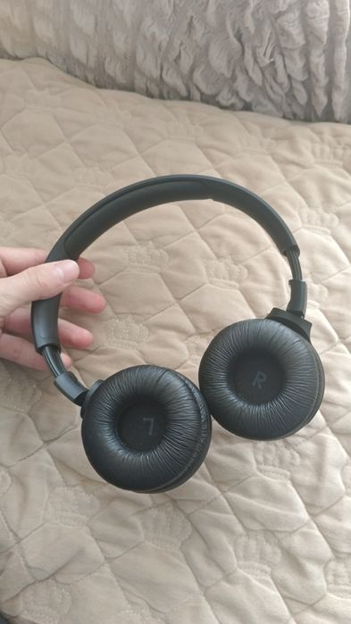 Наушники JBL новые
