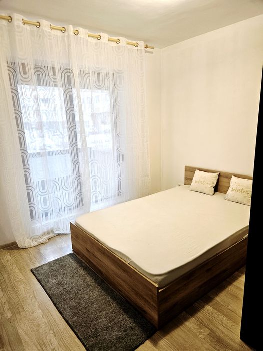 Proprietar, închiriez apartament 2 camere.