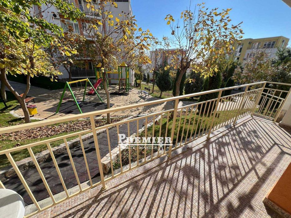 Продава се Двустаен апартамент в Поморие - 64 кв.м за 1024 €/кв.м - Снимка #3