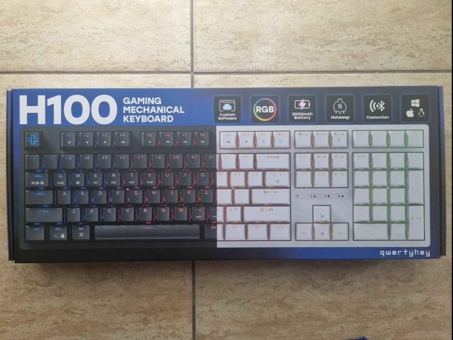 Tastatură mecanică QwertyKey H100 Alb – NOUĂ, sigilată