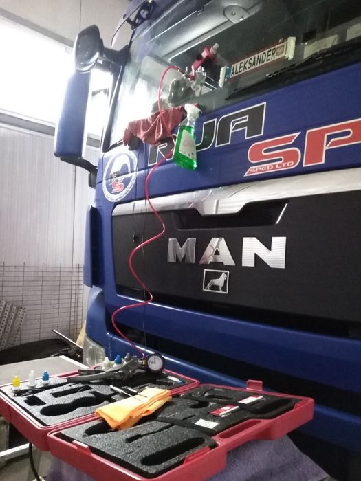 Спукани Автостъкла-ремонт и Лепене !!!