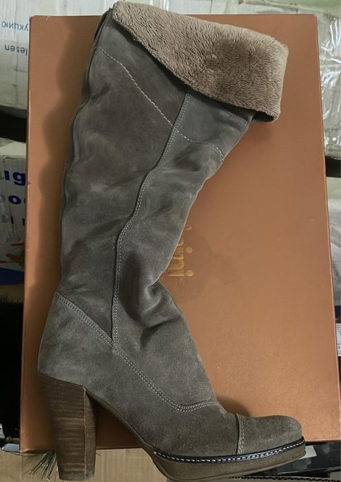 Продам обувь бренд не дорого