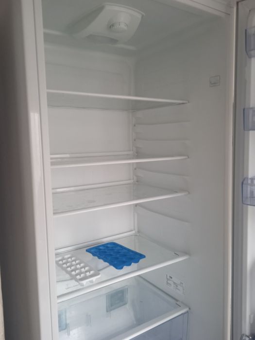 Frigider Beko in stare buna.15 mil...
