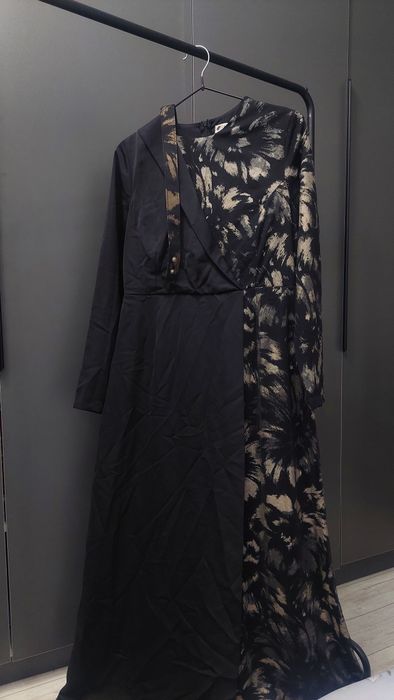 Продам  платье!!