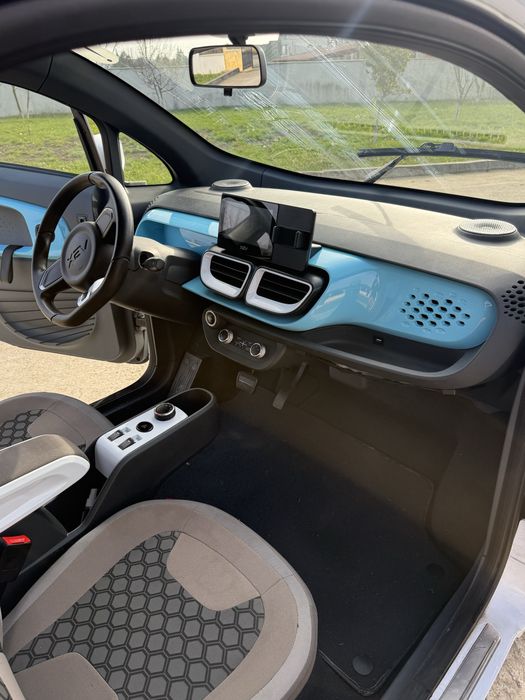 Vând (sau schimb cu auto ( ategoca 815 de 7,5 tone, iveco motor 3000 de 3,5tonesau un generator de 150/200 kw )mașină yoyo, pentru permis de 16 ani!!!