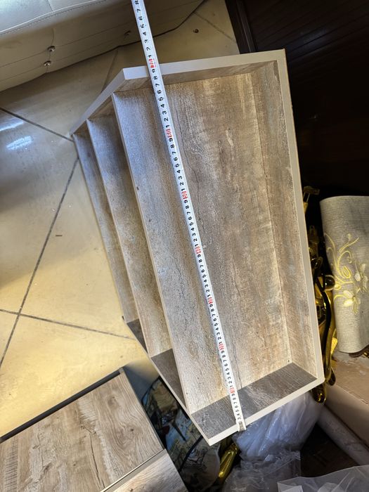 Продам полку срочно до 27 февраля