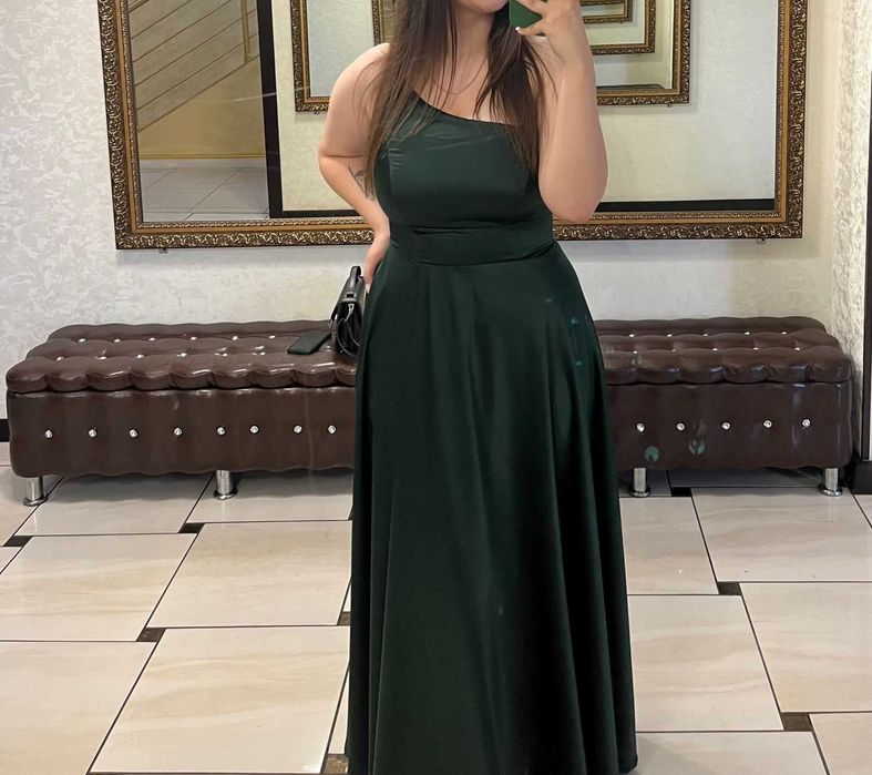 Продам нарядное платье