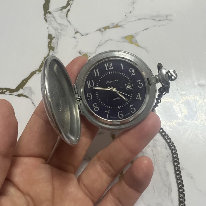 Старинные часы, восток, с цепью