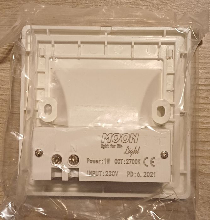 Spot led scara hol cu senzor 1w/4000k Moon alb lot 6 bucati + 3 doze